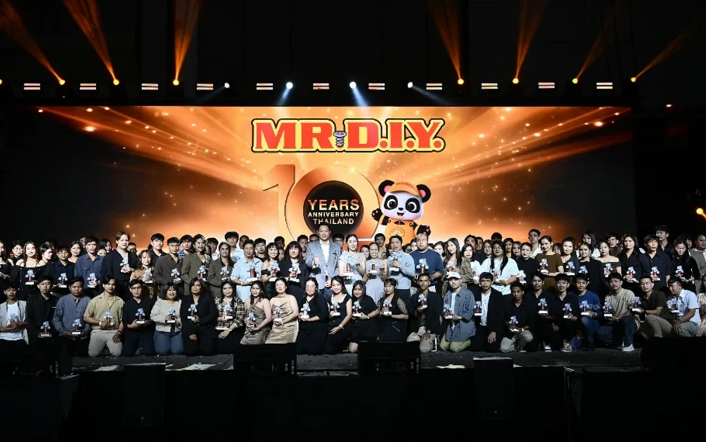 กิจกรรมยกย่องพนักงานที่ปฏิบัติงานครบระยะเวลา